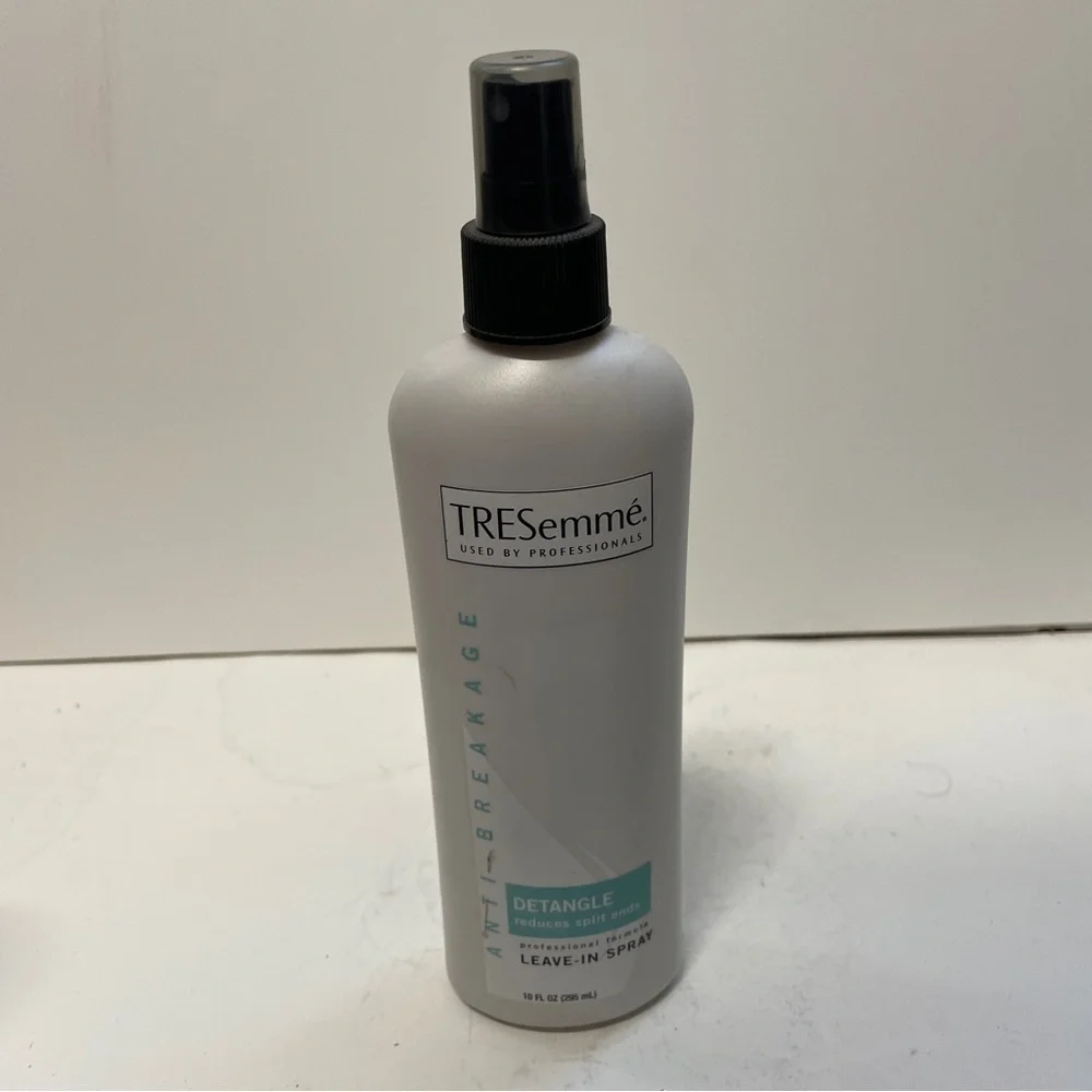 Tresemme Detangle Leave In Anti Breakage Original Formula 10 OZ
